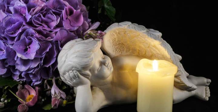 Installation de monument funéraire à Lacanau