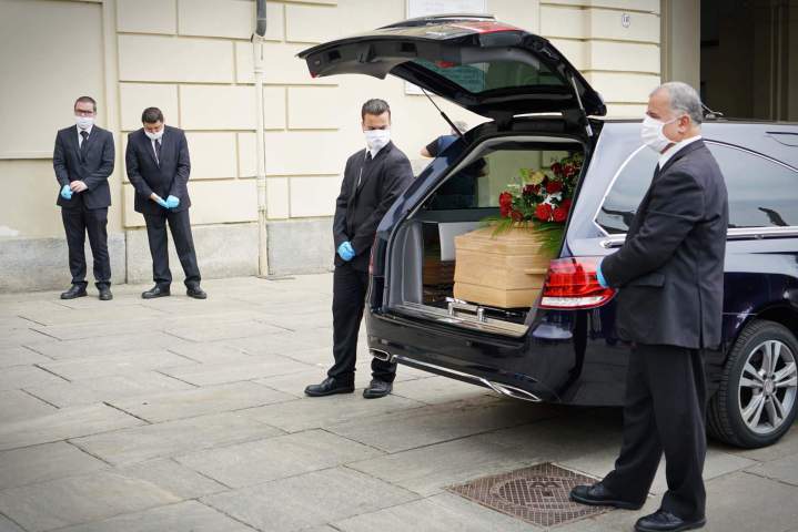 Service de transport de corps Lacanau